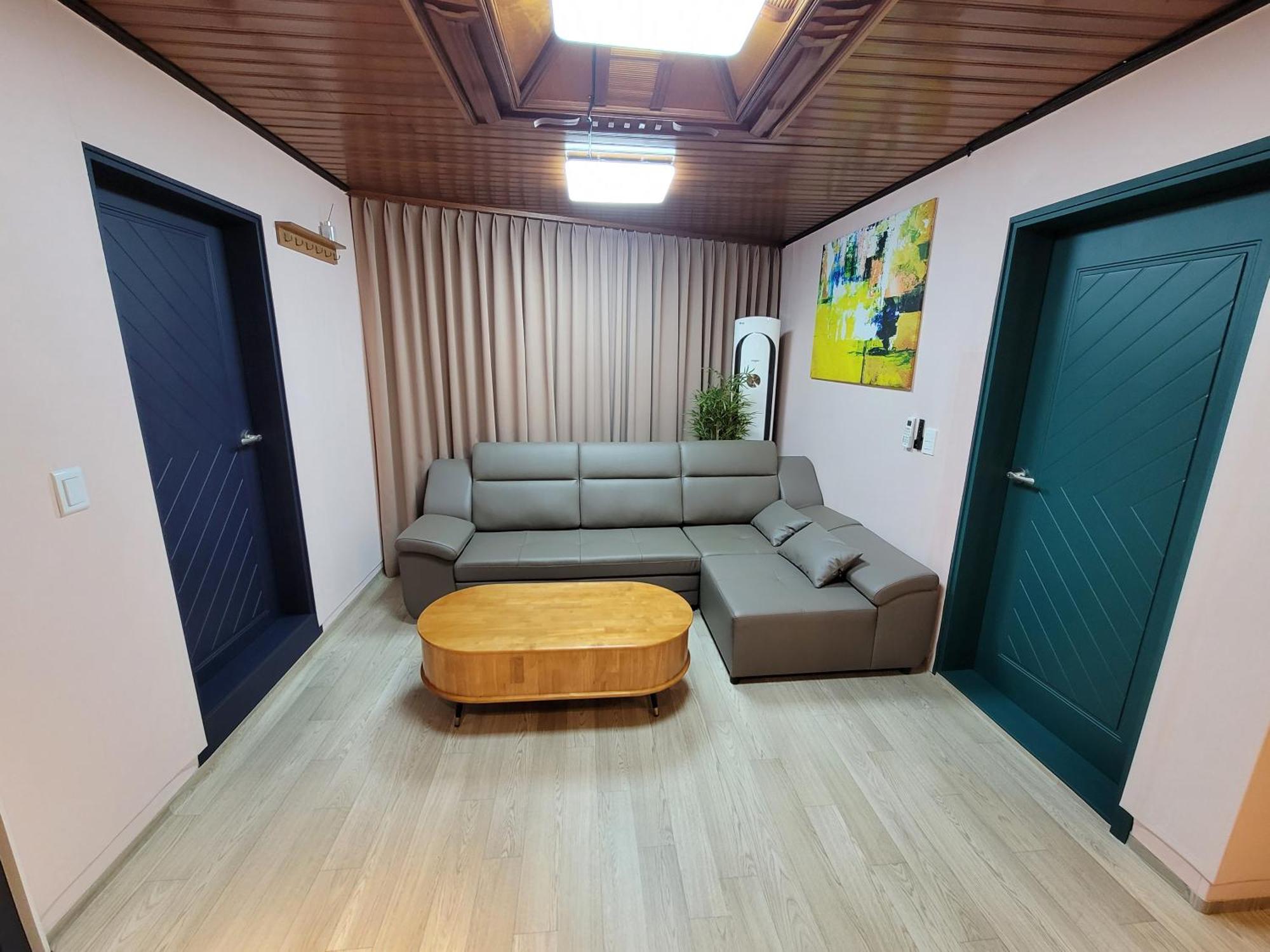 Seongsu Hot Place 3room *