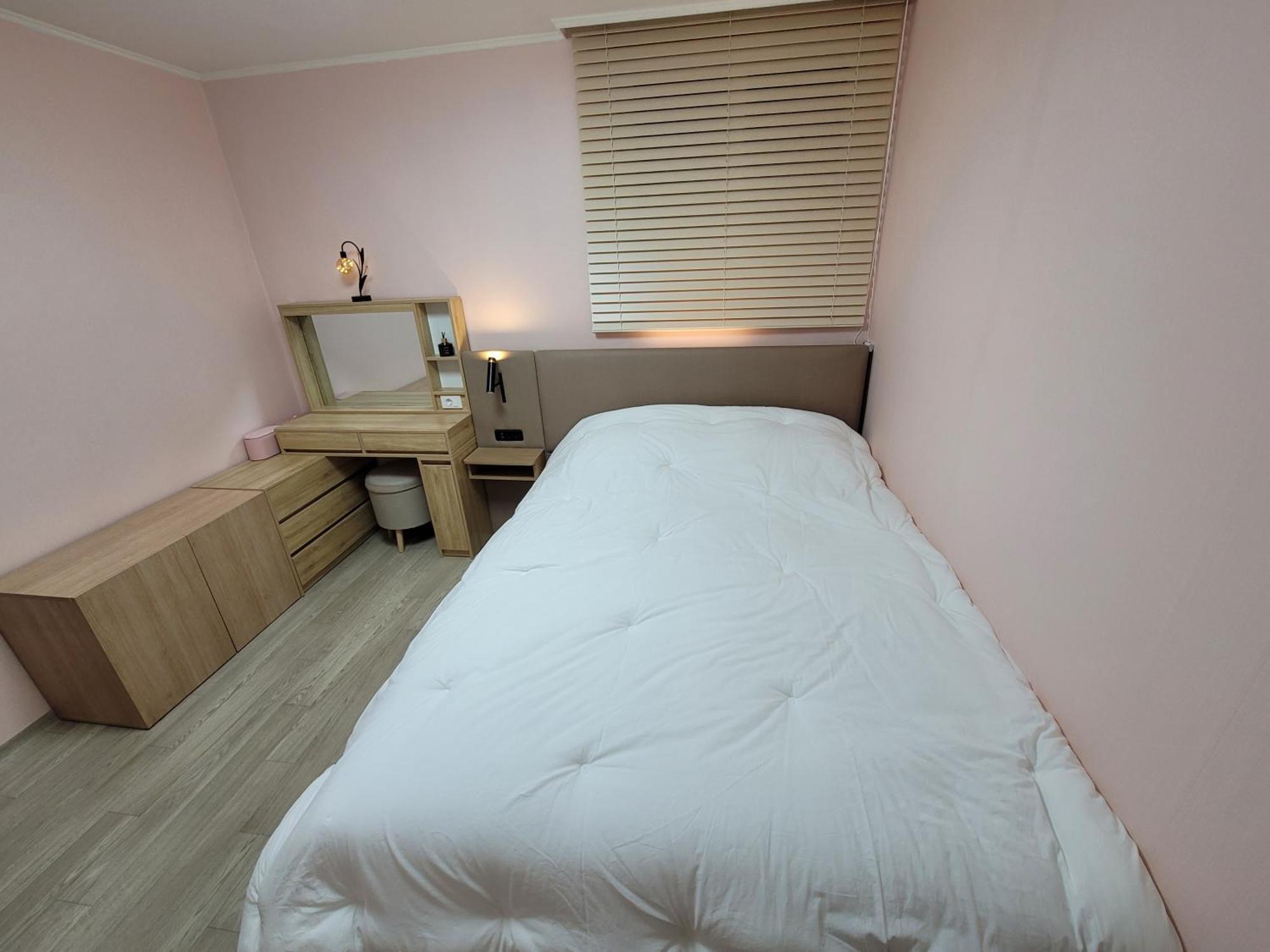 Seongsu Hot Place 3room